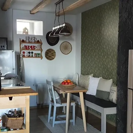 Czar-nów Czarnow (Kamienna Gora)