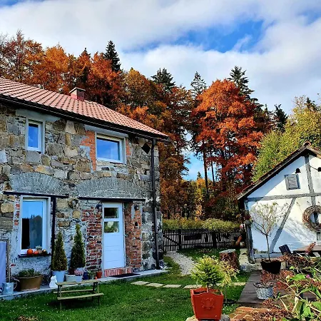 Czar-nów Czarnow (Kamienna Gora)