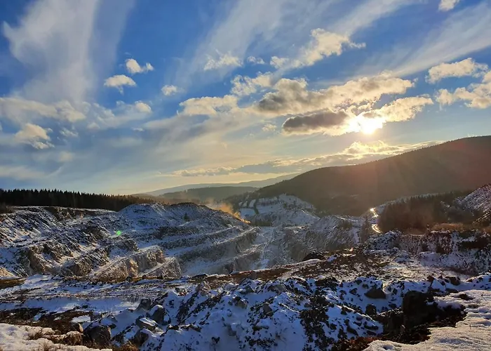 Czar-now * Czarnow (Kamienna Gora)